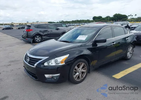 2015 Nissan Altima 2.5 Sv z USA, uszkodzony, nr VIN 1N4AL3AP8FC237860